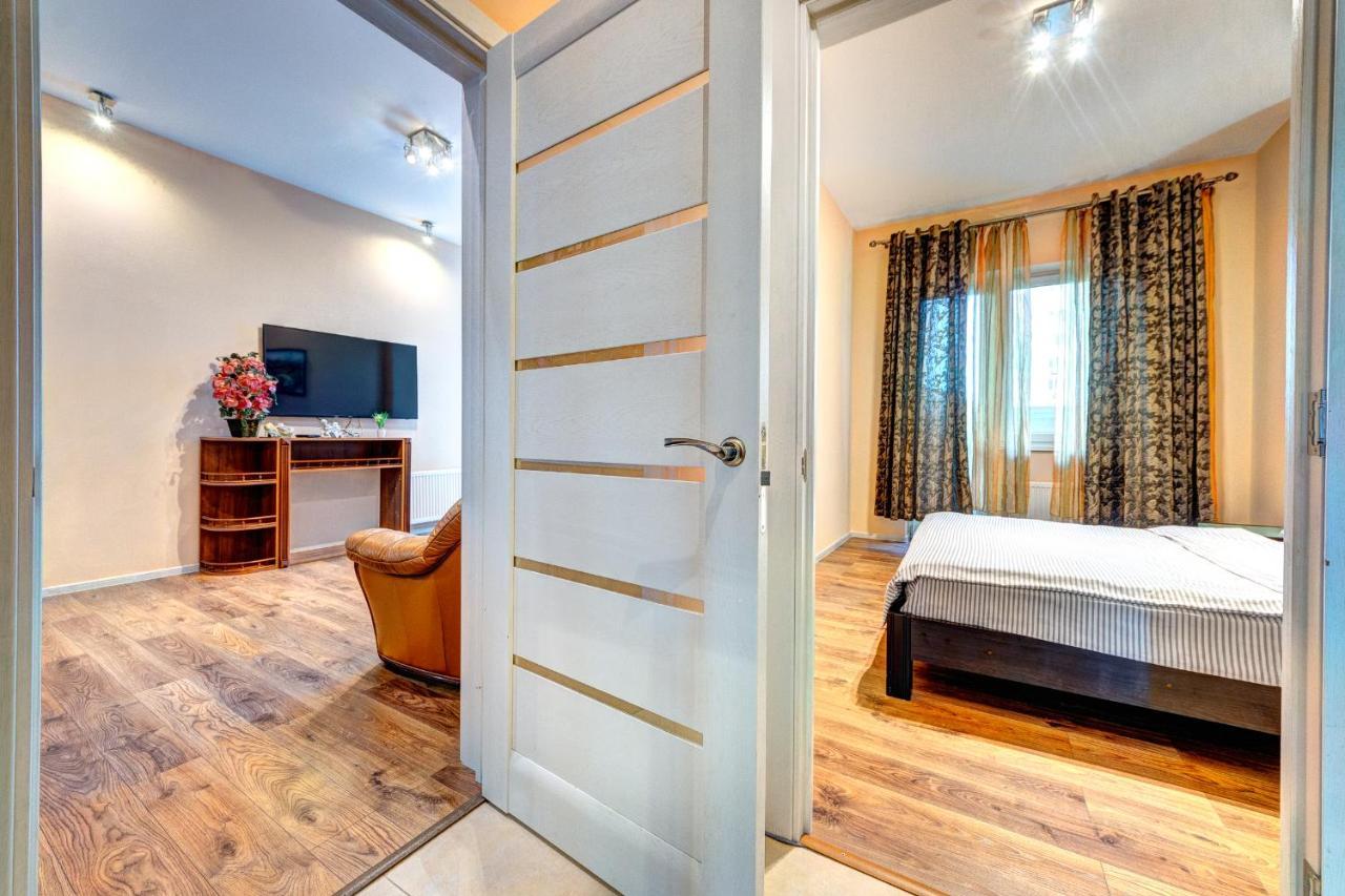 Apartments Near Kiev Botanical Garden Ym.Hryshka Экстерьер фото