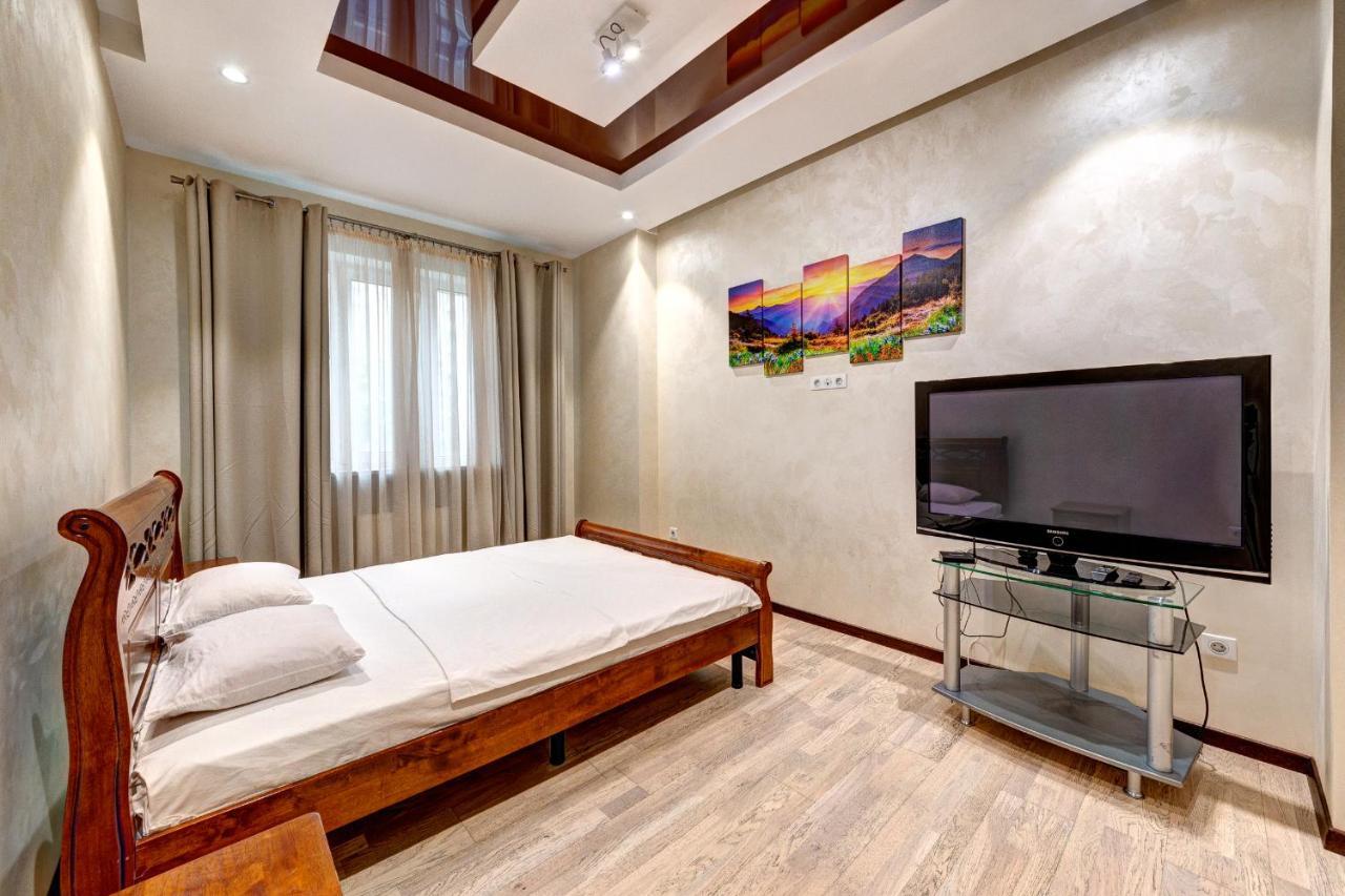 Apartments Near Kiev Botanical Garden Ym.Hryshka Экстерьер фото