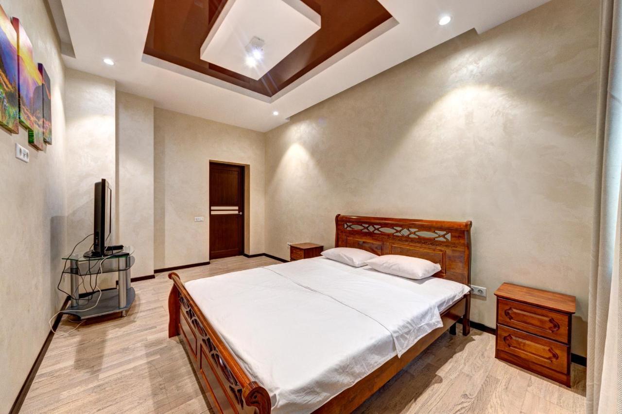 Apartments Near Kiev Botanical Garden Ym.Hryshka Экстерьер фото