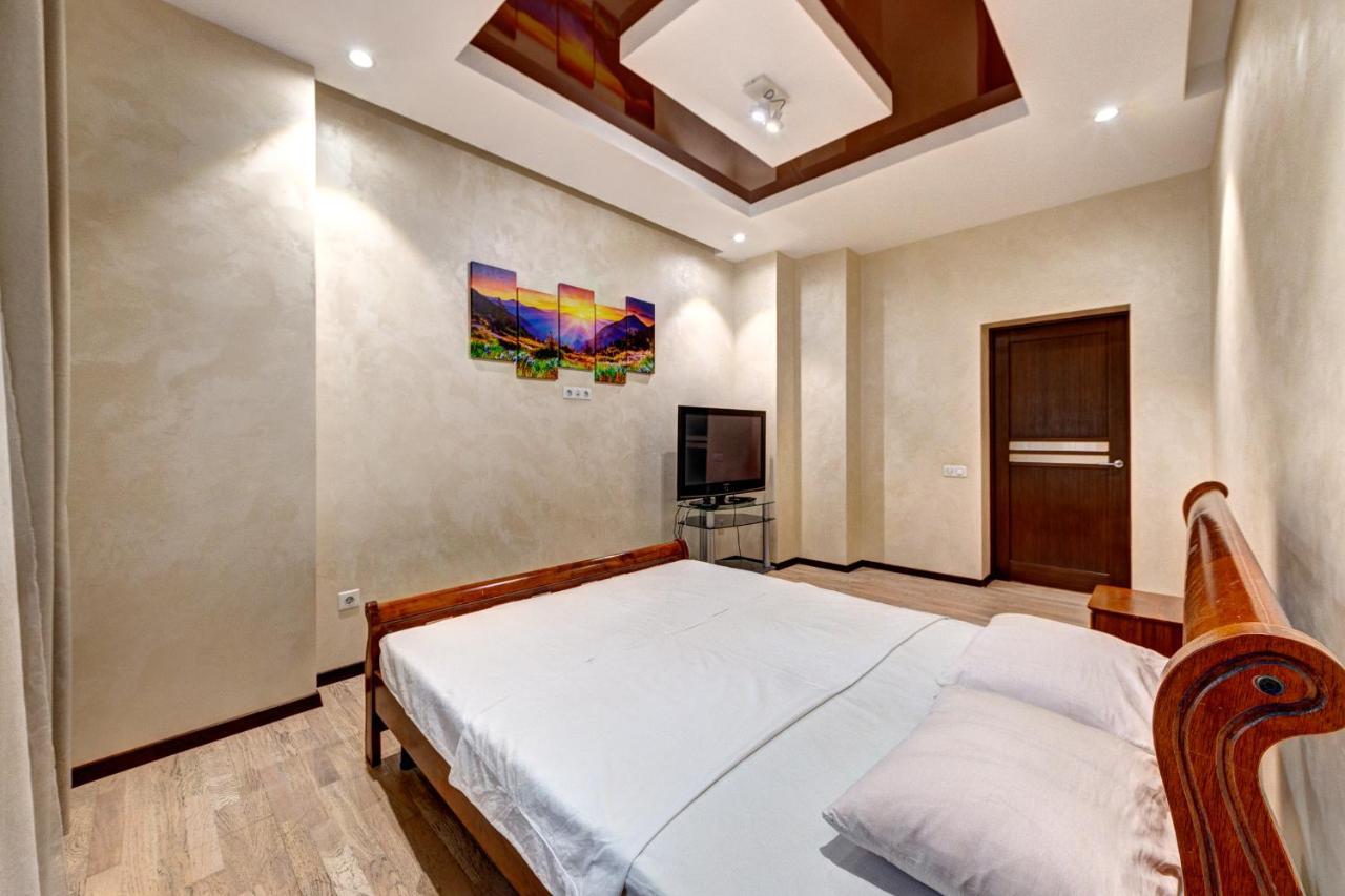 Apartments Near Kiev Botanical Garden Ym.Hryshka Экстерьер фото